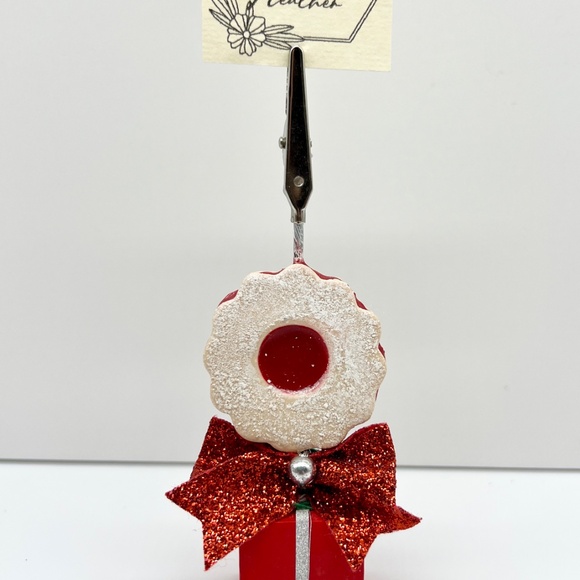 Christmas Linzer Cookie Place Card Holders – Set of 4 | Holiday Name Card Holder - Picture 10 of 11